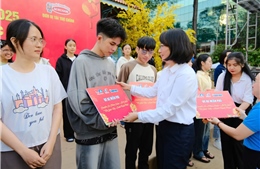 TP Hồ Chí Minh: Nhiều hoạt động chăm lo Tết cho sinh viên, người lao động