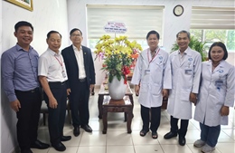 Đào tạo y khoa không thể chỉ trong giảng đường