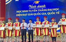 Không khí khai giảng tại các trường chuyên TP Hồ Chí Minh