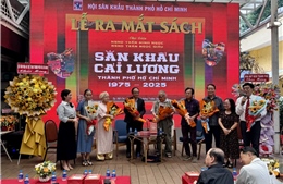 Ra mắt sách về 50 năm sân khấu cải lương TP Hồ Chí Minh