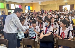 Đưa tiết đọc sách vào chương trình học: Gieo thói quen, gặt tương lai