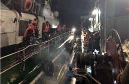 Cảnh sát biển liên tiếp cứu nạn ngư dân trên biển