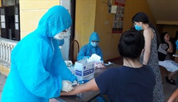 Việt Nam bước đầu kiểm soát dịch bệnh COVID-19, thực hiện mục tiêu kép 