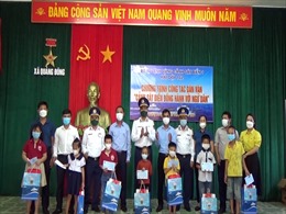 BTL Vùng Cảnh sát biển 1 đồng hành với ngư dân tỉnh Quảng Bình