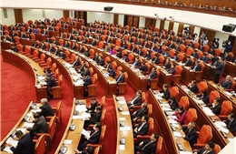 Kết luận của Bộ Chính trị về tiếp tục thực hiện Nghị quyết số 18 