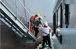 Tàu Tân Cảng P6 kịp thời cứu nạn thuyền viên quốc tịch Trung Quốc
