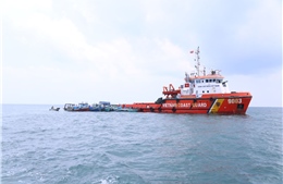 Cảnh sát biển cấp hơn 350.000 lít nước ngọt cho nhân dân đảo Hòn Chuối