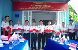 Hải quân bàn giao ‘Mái ấm công đoàn, nghĩa tình đồng đội’ cho gia đình có hoàn cảnh khó khăn