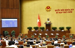 Ngày 27/6, Quốc hội biểu quyết thông qua 7 luật, 7 nghị quyết và bế mạc Kỳ họp