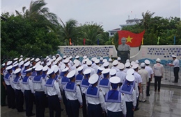 Lực lượng Hải quân tổ chức nhiều hoạt động tri ân nhân Ngày Thương binh - Liệt sĩ