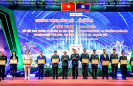 Thắt chặt tình đoàn kết hữu nghị Việt Nam - Lào thông qua Hội chợ kết nối giao thương