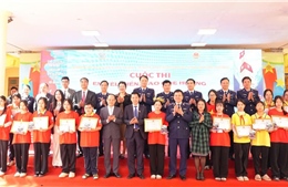 Cảnh sát biển Việt Nam tổ chức cuộc thi ‘Em yêu biển, đảo quê hương’ tại Yên Nghĩa