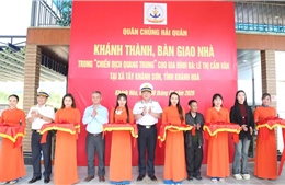 Chiến dịch Quang Trung: Hải quân khánh thành, bàn giao nhà cho gia đình có hoàn cảnh khó khăn