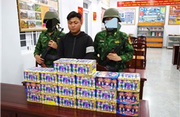 Bộ đội Biên phòng bắt giữ vụ vận chuyển pháo nổ trái phép với số lượng lớn