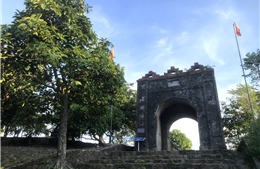 Khám phá ‘Cổng trời - Hoành Sơn Quan’ trên đỉnh Đèo Ngang