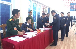 Những người được kiểm phiếu sau khi kết thúc bầu cử