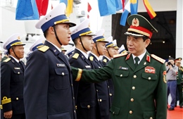 Bộ trưởng Bộ Quốc phòng Việt Nam và Trung Quốc dự Lễ khởi hành tuần tra liên hợp hải quân