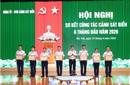 Cảnh sát biển cứu sống hơn 100 người và phương tiện của ngư dân gặp nạn 