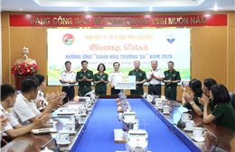 Vùng 4 Hải quân tiếp nhận 50 tấn phân bón hỗ trợ Chương trình ‘Xanh hóa Trường Sa’