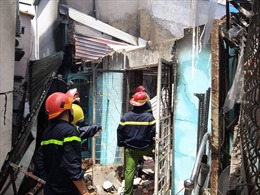 Cháy 2 căn nhà trong hẻm nhỏ, khu dân cư hoảng loạn 