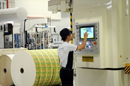 Việt Nam lần đầu tiên có nhà máy sản xuất vật liệu hộp giấy tiệt trùng 