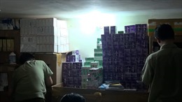 Phát hiện hơn 7.000 hộp thuốc tân dược nghi nhập lậu