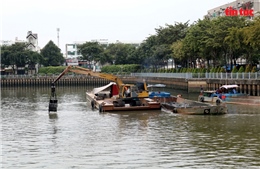 Kênh Nhiêu Lộc - Thị Nghè tái ô nhiễm vì rác thải sau mưa lớn kéo dài
