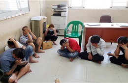 Vây bắt sới bạc ở TP Hồ Chí Minh, tạm giữ 14 người
