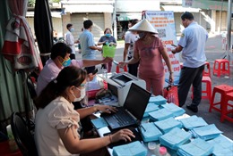 Chợ đầu tiên ở TP Hồ Chí Minh áp dụng cấp phiếu ra vào để kiểm soát, phòng chống dịch COVID-19