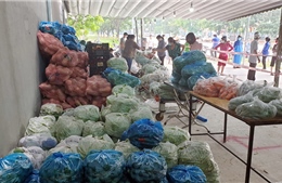 Điểm bán hàng bình ổn giá thực phẩm, rau củ quả phục vụ người dân ở TP Hồ Chí Minh