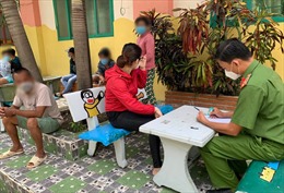 TP Hồ Chí Minh: 11 người tạo tin nhắn giả để được tiêm vaccine ngừa COVID-19
