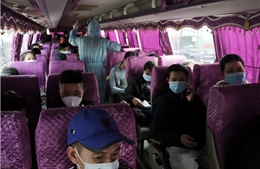 TP Hồ Chí Minh huy động hàng chục xe khách, xe tải để đưa người dân về quê