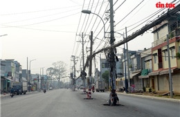 TP Hồ Chí Minh: Di dời hàng trăm trụ điện nằm giữa đường Đặng Thúc Vịnh