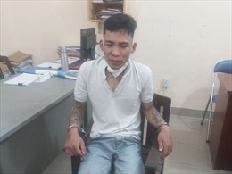 TP Hồ Chí Minh: CSGT truy đuổi, tóm gọn tên cướp vừa giật điện thoại 