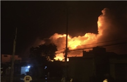 TP Hồ Chí Minh: Cháy lớn kho hoá chất trên địa bàn huyện Bình Chánh