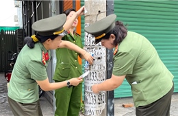 TP Hồ Chí Minh liên tục ra quân bóc xoá các quảng cáo sai quy định