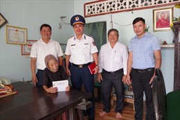 Cảnh sát biển thăm hỏi các gia đình thương binh, liệt sĩ tại tỉnh Đồng Nai