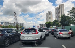 Ùn ứ đường vào cao tốc TP Hồ Chí Minh - Long Thành - Dầu Giây