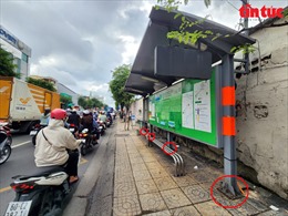 TP Hồ Chí Minh: Sẽ sớm sửa chữa nhà chờ xe buýt sau phản ánh của báo Tin tức