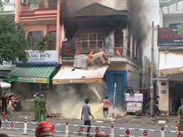 TP Hồ Chí Minh: Cháy lớn nhà dân kinh doanh đồ điện tử