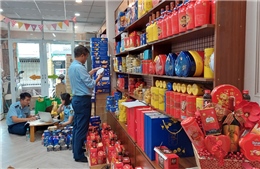 TP Hồ Chí Minh: Phát hiện, thu giữ hàng trăm kg thực phẩm không đảm bảo an toàn