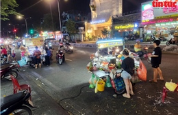 TP Hồ Chí Minh: Gắn camera giám sát để xử lý nạn lấn chiếm lòng đường, vỉa hè
