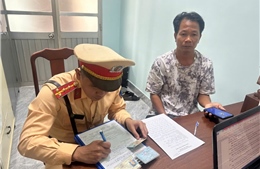 TP Hồ Chí Minh: Lập biên bản lái xe ô tô đi ngược chiều còn doạ đánh người đi đường