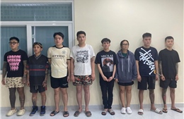 Khởi tố, bắt tạm giam 8 đối tượng trong đường dây buôn bán khí cười trái phép