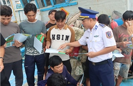 Đoàn Trinh sát số 2 đẩy mạnh tuyên truyền phòng, chống khai thác IUU cho ngư dân