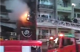 TP Hồ Chí Minh: Cháy dữ dội quán ăn lúc rạng sáng, nhiều người tử vong