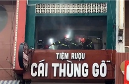 TP Hồ Chí Minh kịp thời dập tắt đám cháy tại tiệm rượu trên đường Hai Bà Trưng