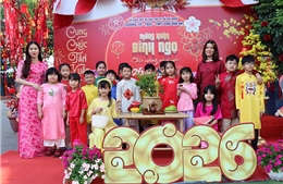 Nhiều trường học TP Hồ Chí Minh rộn ràng tổ chức Hội xuân trước Tết