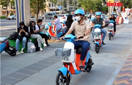 TP Hồ Chí Minh: Hơn 2.600 người dùng xe đạp điện công cộng sau 1 tuần thí điểm