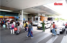 Sân bay Tân Sơn Nhất dự kiến đón 125.000 khách/ngày dịp lễ 30/4 – 1/5